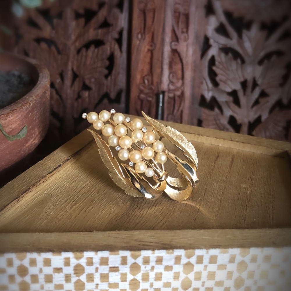 Vintage Trifari Brooch